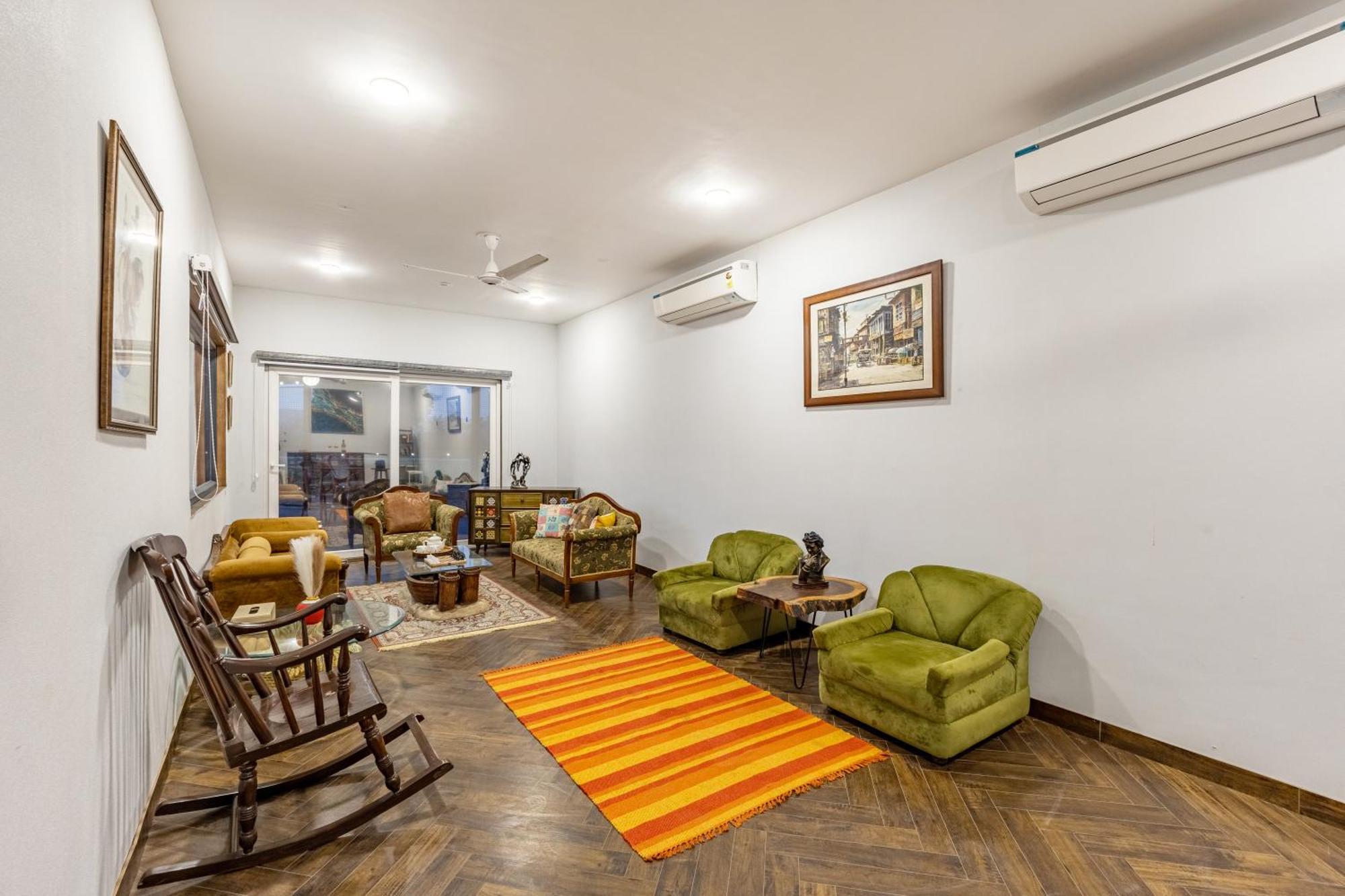 Villa Elivaas Hidden Oasis 4Bhk With Pool, Mud House & Container House Dhauj Exterior foto