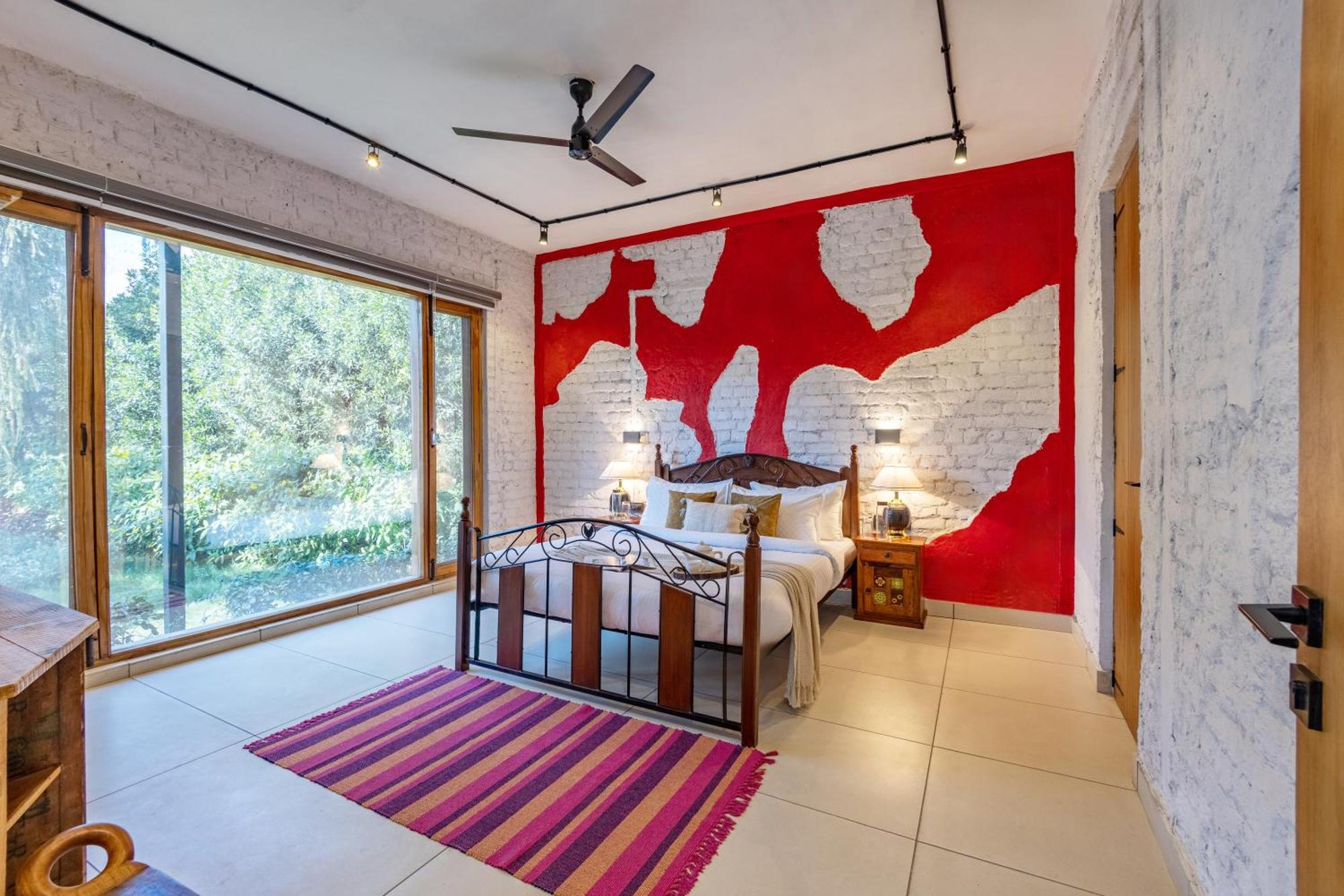 Villa Elivaas Hidden Oasis 4Bhk With Pool, Mud House & Container House Dhauj Exterior foto