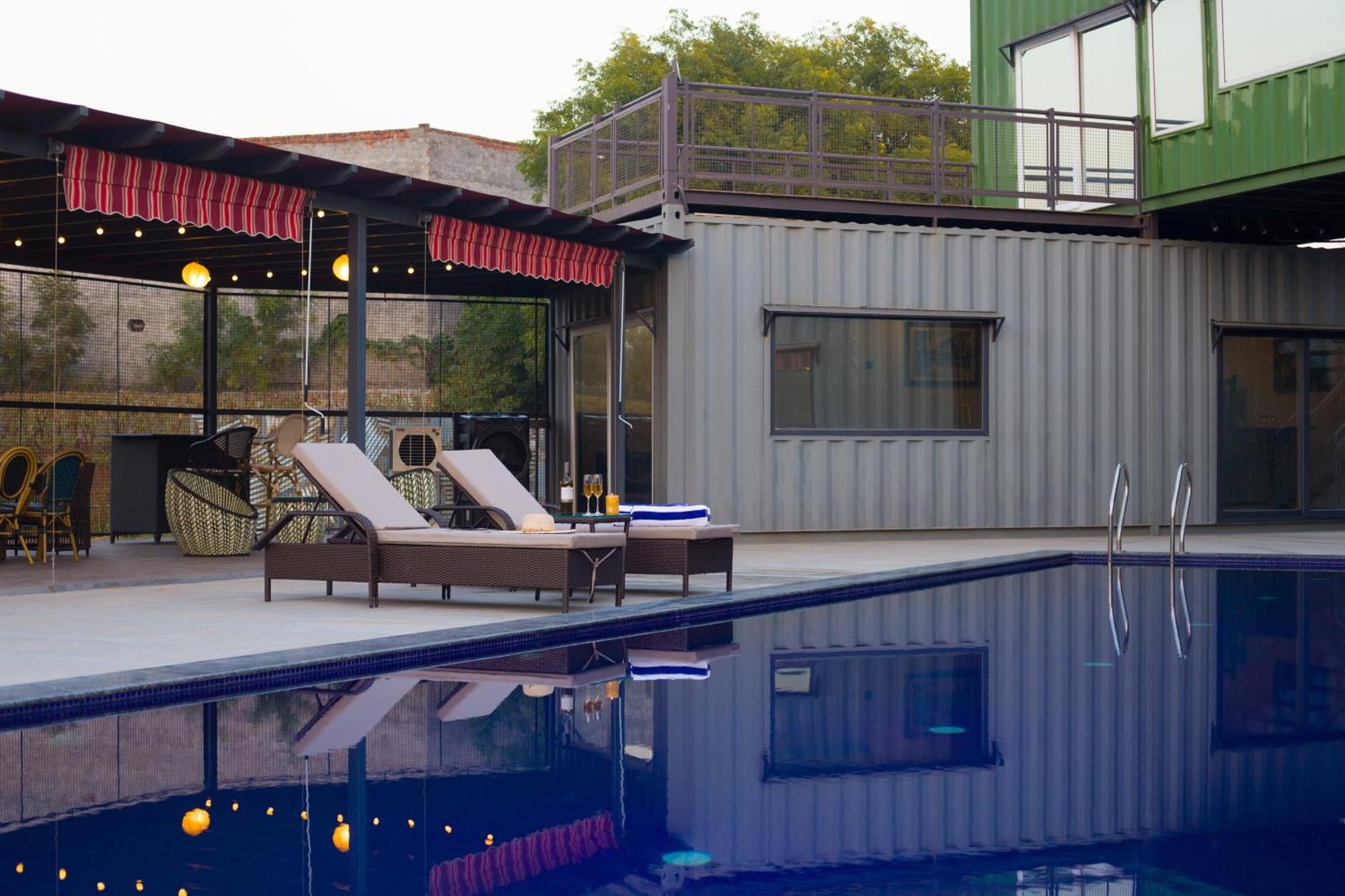 Villa Elivaas Hidden Oasis 4Bhk With Pool, Mud House & Container House Dhauj Exterior foto