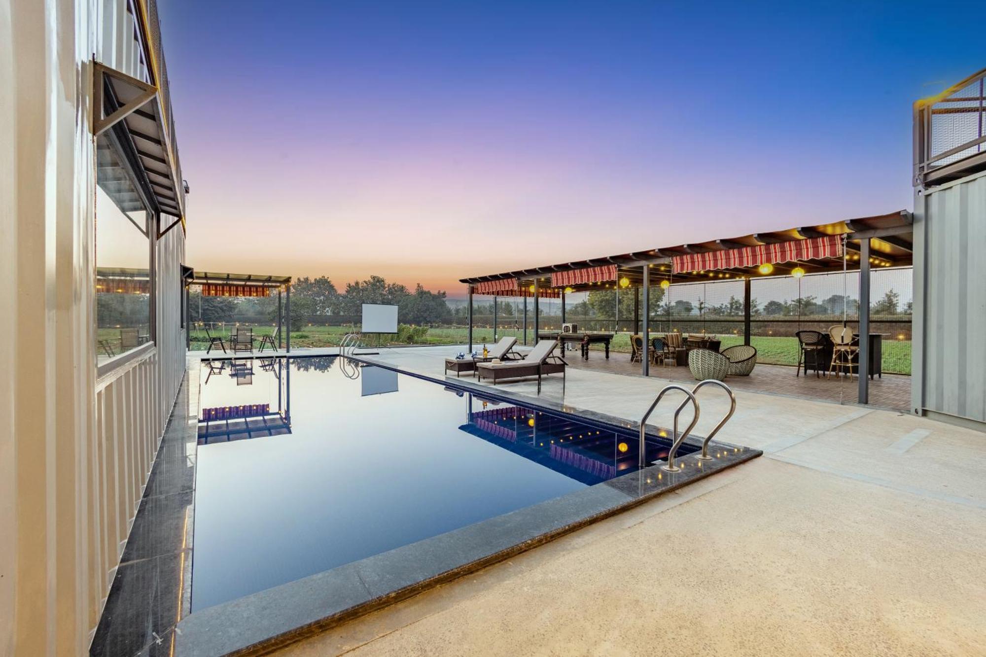 Villa Elivaas Hidden Oasis 4Bhk With Pool, Mud House & Container House Dhauj Exterior foto